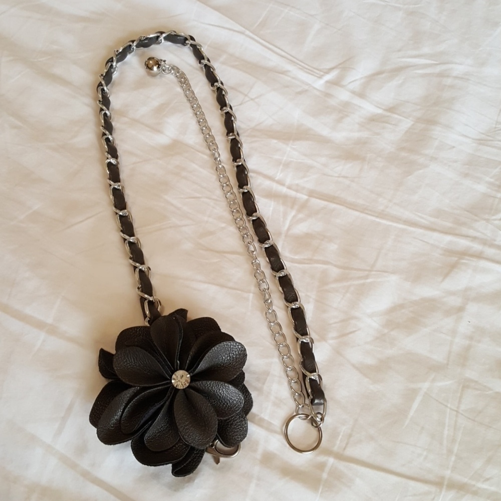 Nwot Boutique Belt So Pretty! View 3